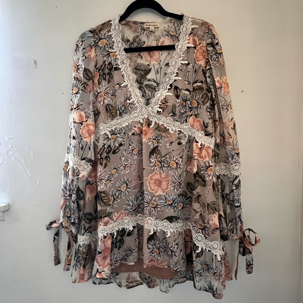 For Love & Lemons - Long Sleeve Floral Mini Dress - Sz Small